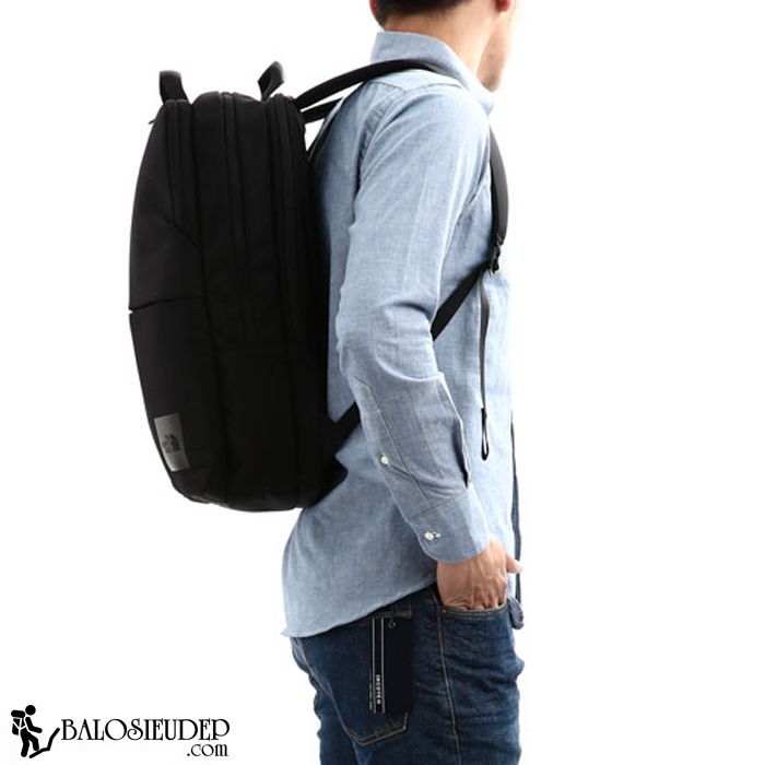 balo the north face shuttle daypack đựng laptop 15.6inch